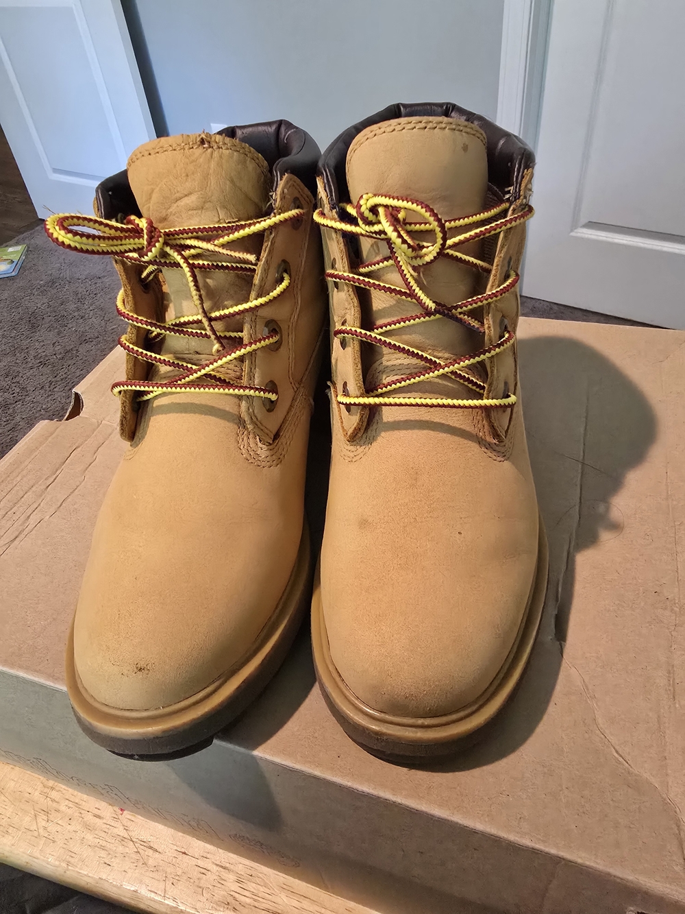 Timberland Women Kingsley 6in waterproof boots wheat nubuck For Women size 5.5